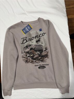 Ford Bronco Crewneck Sweatshirt NWT Graphic 4x4 Off Road Gray Men’s